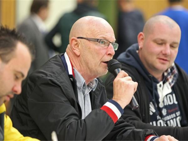 630_0900_3335986_630_0900_1056675_SP12_27_FB_STM_Klaus_H